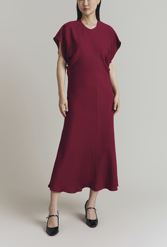 Dara Crepe Short Sleeve Midi Dress  