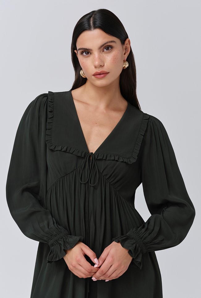 Bianca Crepe Frill Collar Short Dress
