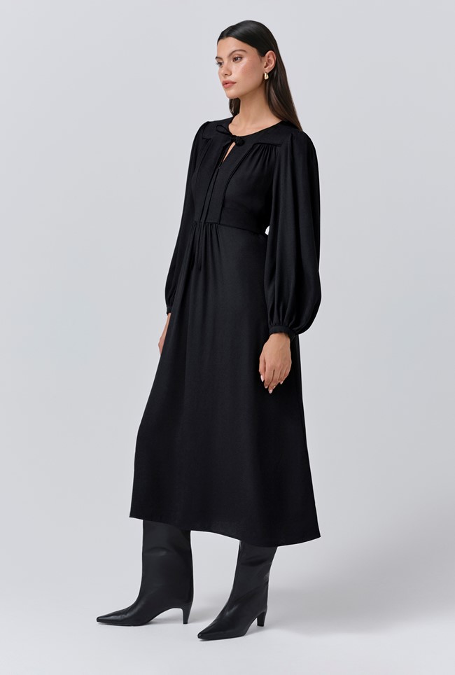 Layla Crepe Tie Neck Midi Dress