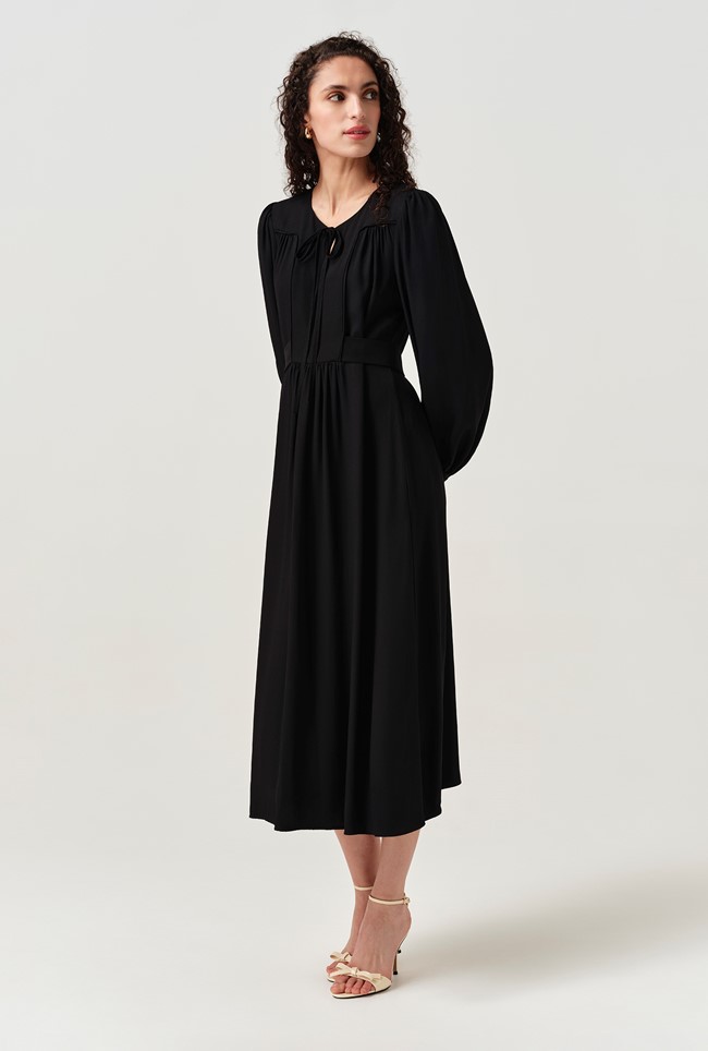 Layla Crepe Tie Neck Midi Dress