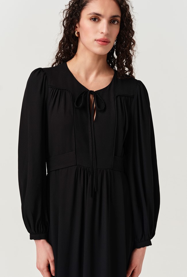 Layla Crepe Tie Neck Midi Dress