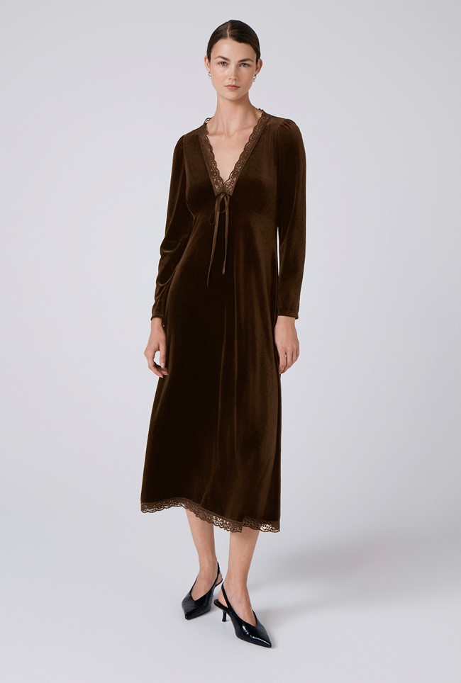 Amelia Velvet V Neck Midi Dress