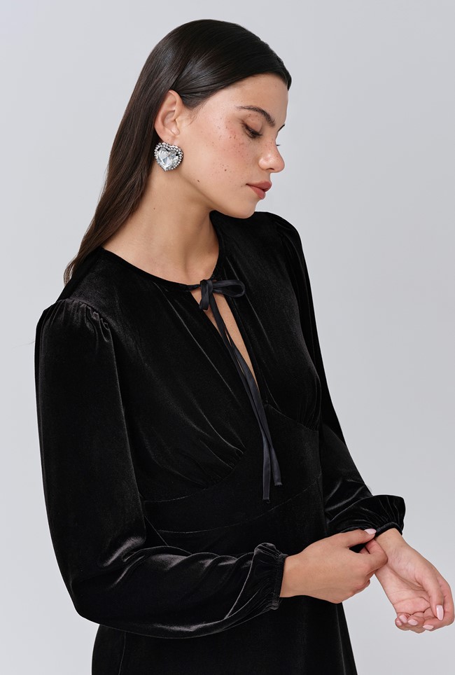 Elenanor Velvet Midi Dress