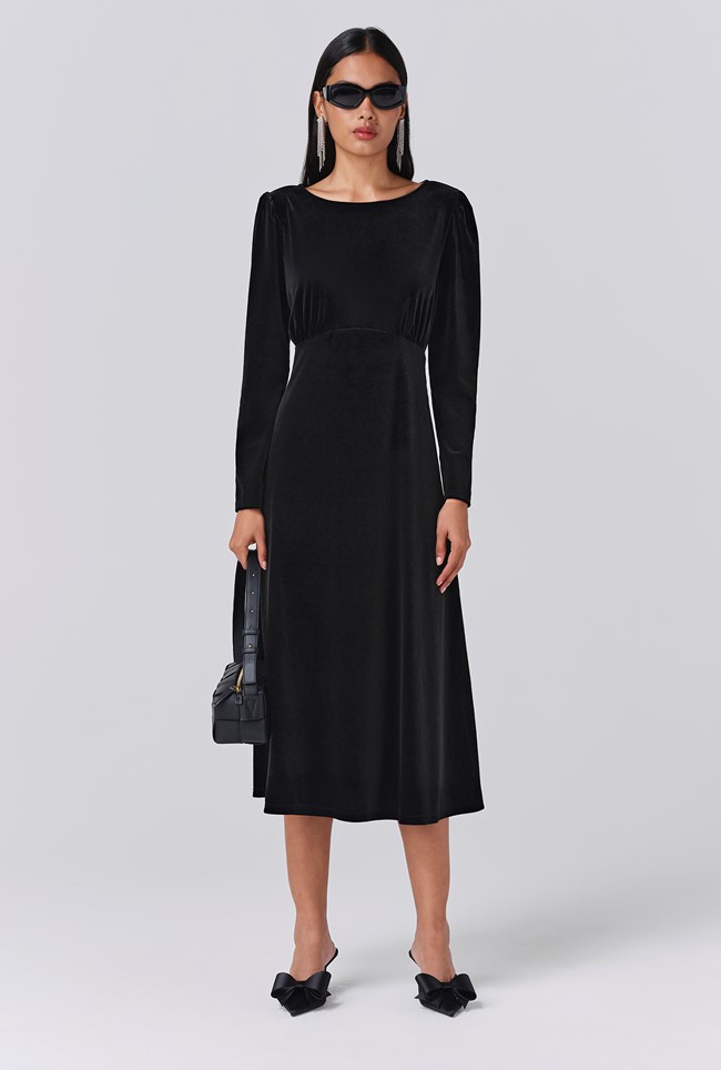 Adeline Velvet Round Neck Midi Dress