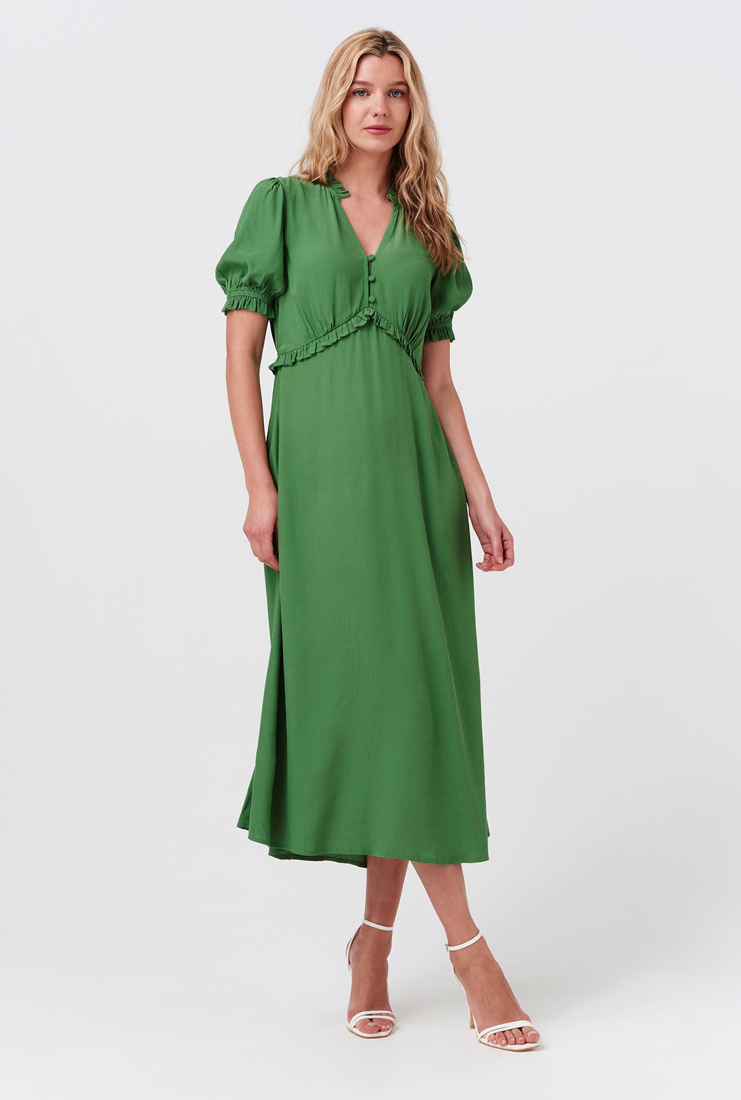 jeany silk dress Reformation Mango SIZE SMALL [PRELOVED] – The Glow Co Style Season Description:SUMMER 2026 DELIVERY 1 100% silk Short 3/4 Sleeve Lace Finish:Toasted Oak