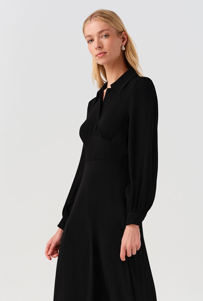 Wendy Crepe Collared Midi Dress