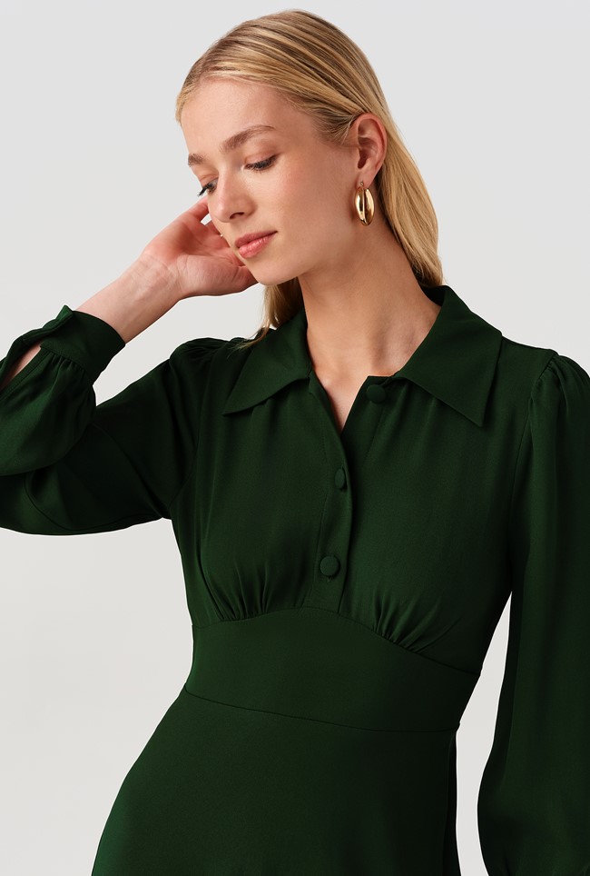 Wendy Crepe Collared Midi Dress