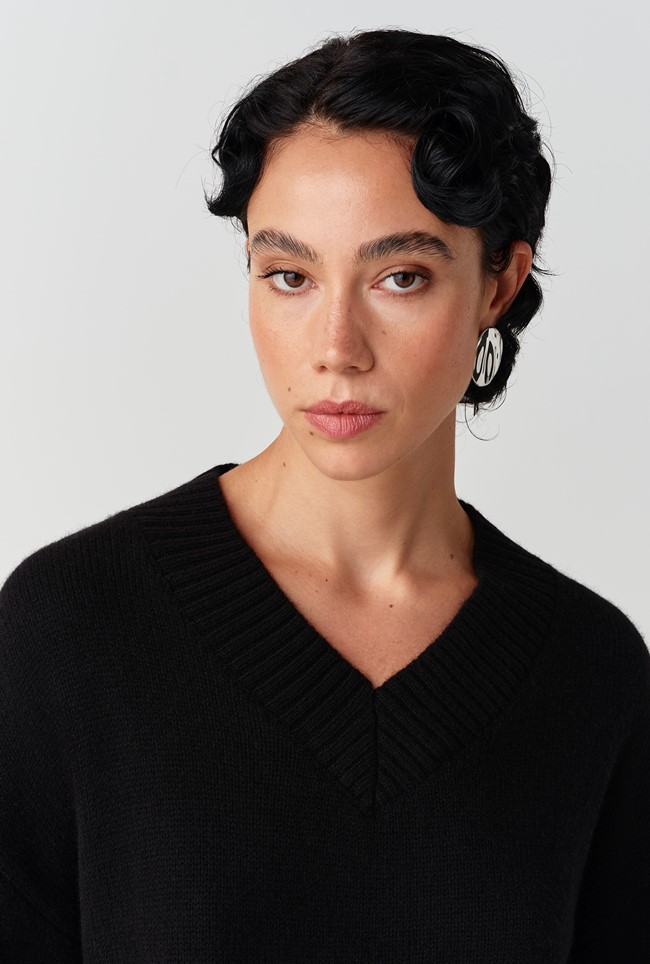 Jenny V-Neck Knitted Jumper