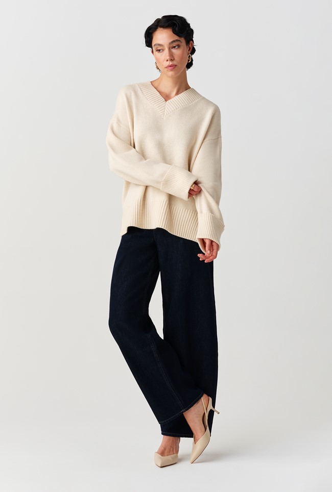 Jenny V-Neck Knitted Jumper