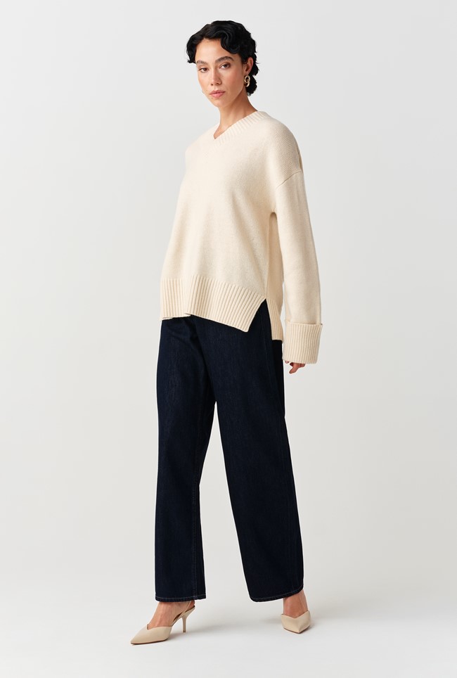 Jenny V-Neck Knitted Jumper
