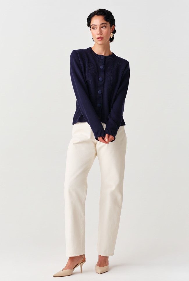 Sandra Embroidered Round Neck Knitted Cardigan