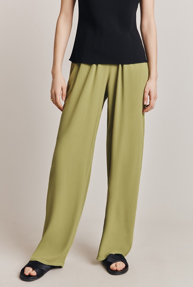 Olivia Forest Green Crepe Trousers