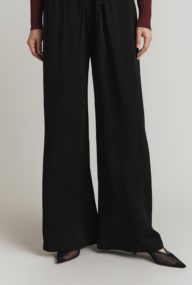 Aspen Crepe Straight Leg Trousers