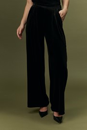 Lyanna Velvet Trouser