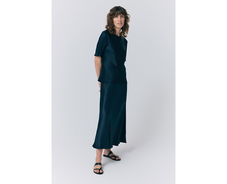 スカート UN3D OUT SEAM SATIN SK UN3D. OUT SEAM SATIN スカート
