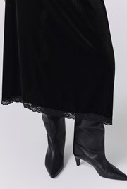 Lunette Velvet Midi Skirt