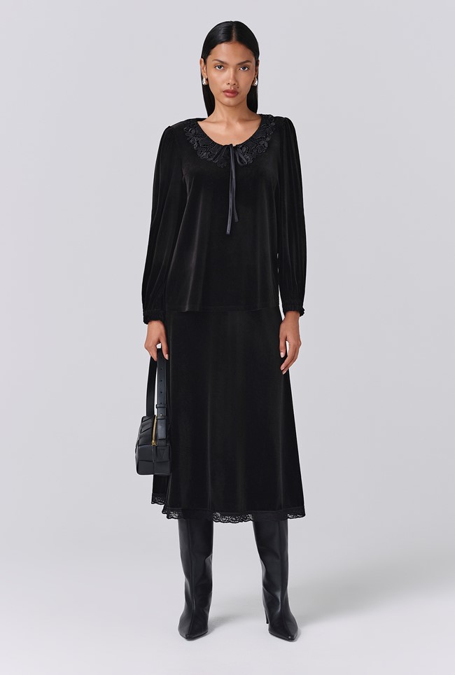 Lunette Velvet Midi Skirt